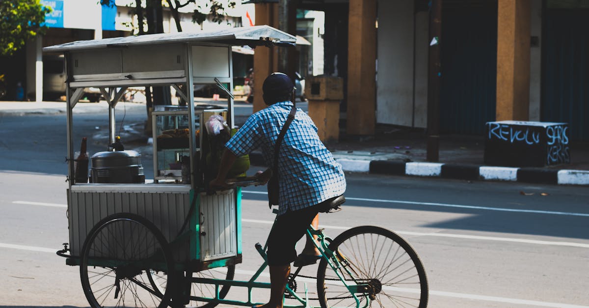 découvrez les solutions de transport durable qui réduisent l'empreinte carbone et favorisent un avenir plus vert. explorez les modes de transport écologiques, les innovations technologiques et les initiatives qui transforment nos déplacements en un atout pour la planète.