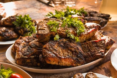 L’impact environnemental de l’élevage : est-il temps d’instaurer une taxe sur la viande ?