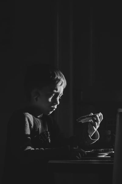 Le dilemme énergétique de l’IA : une révolution technologique aux coûts énergétiques insoupçonnés